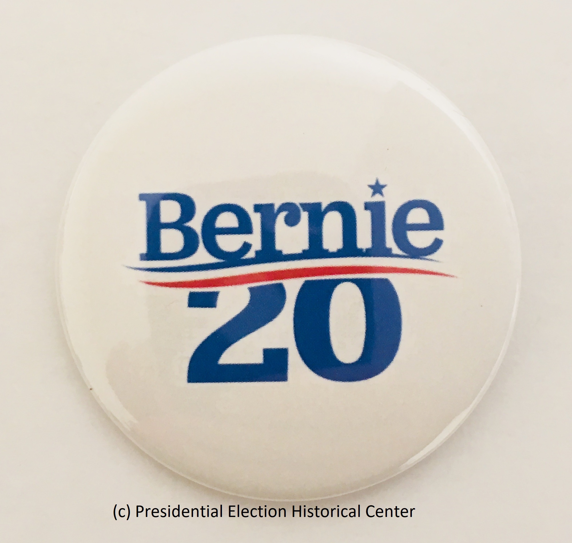 2020 Bernie Sanders 2.25" Presidential Campaign Button Small Pin 01s D / 